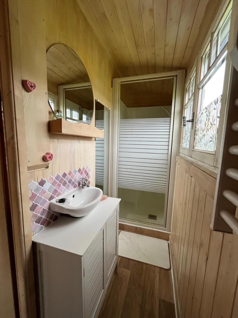 Les Logements Insolites De La Base Nautique Verneuil  Экстерьер фото